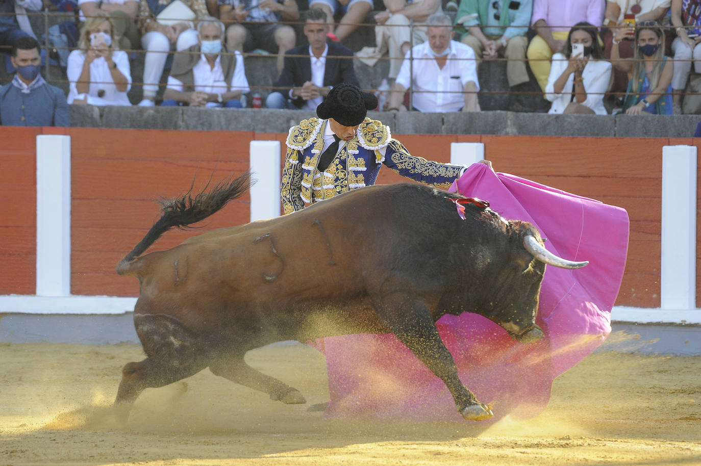 Fotos: Tarde de toros en Santoña