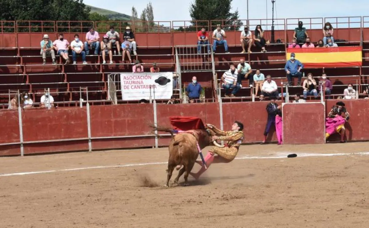 Tarde de toros épica en Molledo | El Diario Montañés