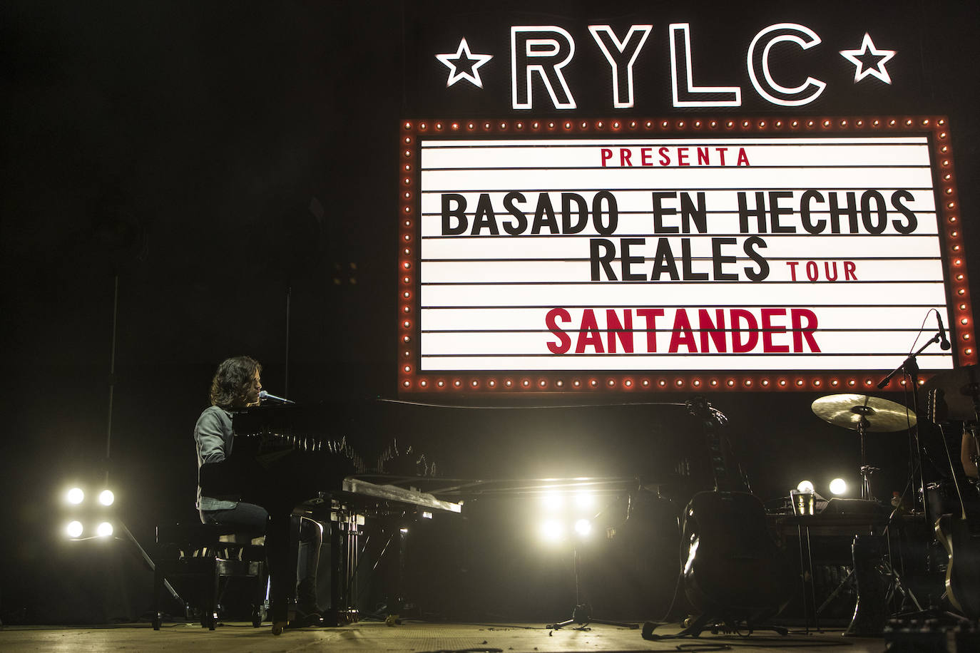 Fotos: La música de Rulo y la Contrabanda inunda la plaza