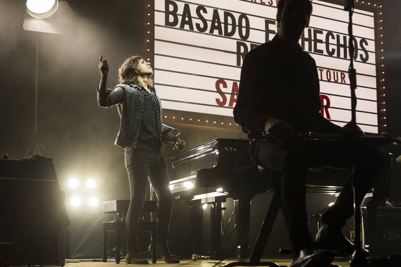 Fotos: La música de Rulo y la Contrabanda inunda la plaza