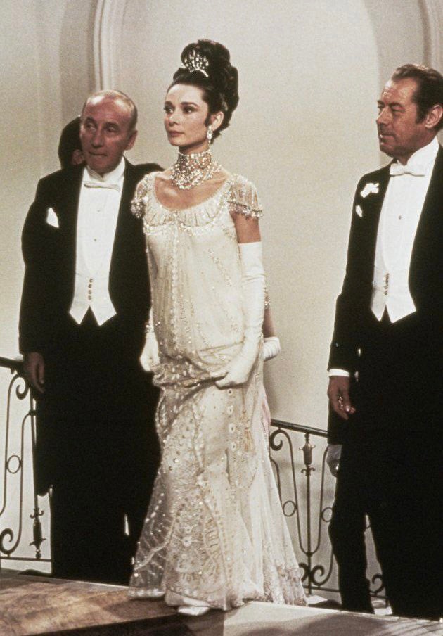 El vestido estaba inspirado en uno de los estilismos de Audrey Hepburn en ‘My Fair Lady’. Simplemente, ¡Kendall estaba perfecta!