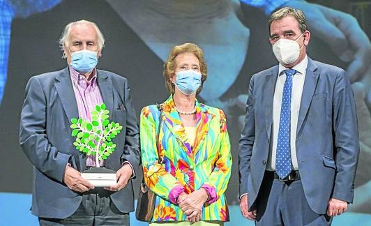 José Ignacio Pardo de Santayana, Maribel Angulo e Ignacio Pérez. 