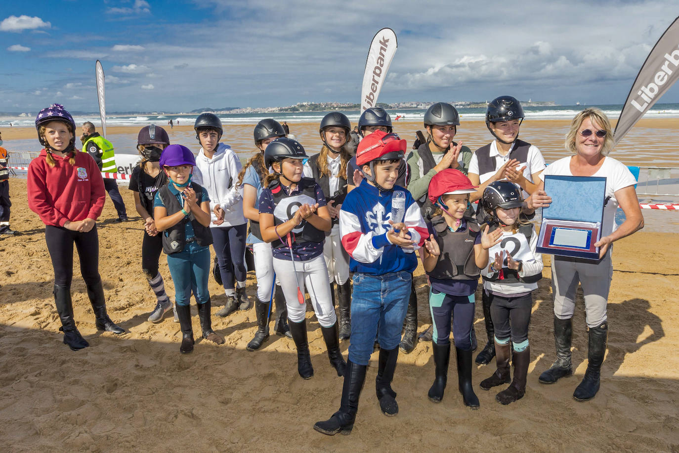 El cántabro sumó su décimo Gran Premio en la Playa de Loredo y también ganó la carrera de la Junta Vecinal. Sólo le superó Cristina Pérez en el Premio Gobierno de Cantabria