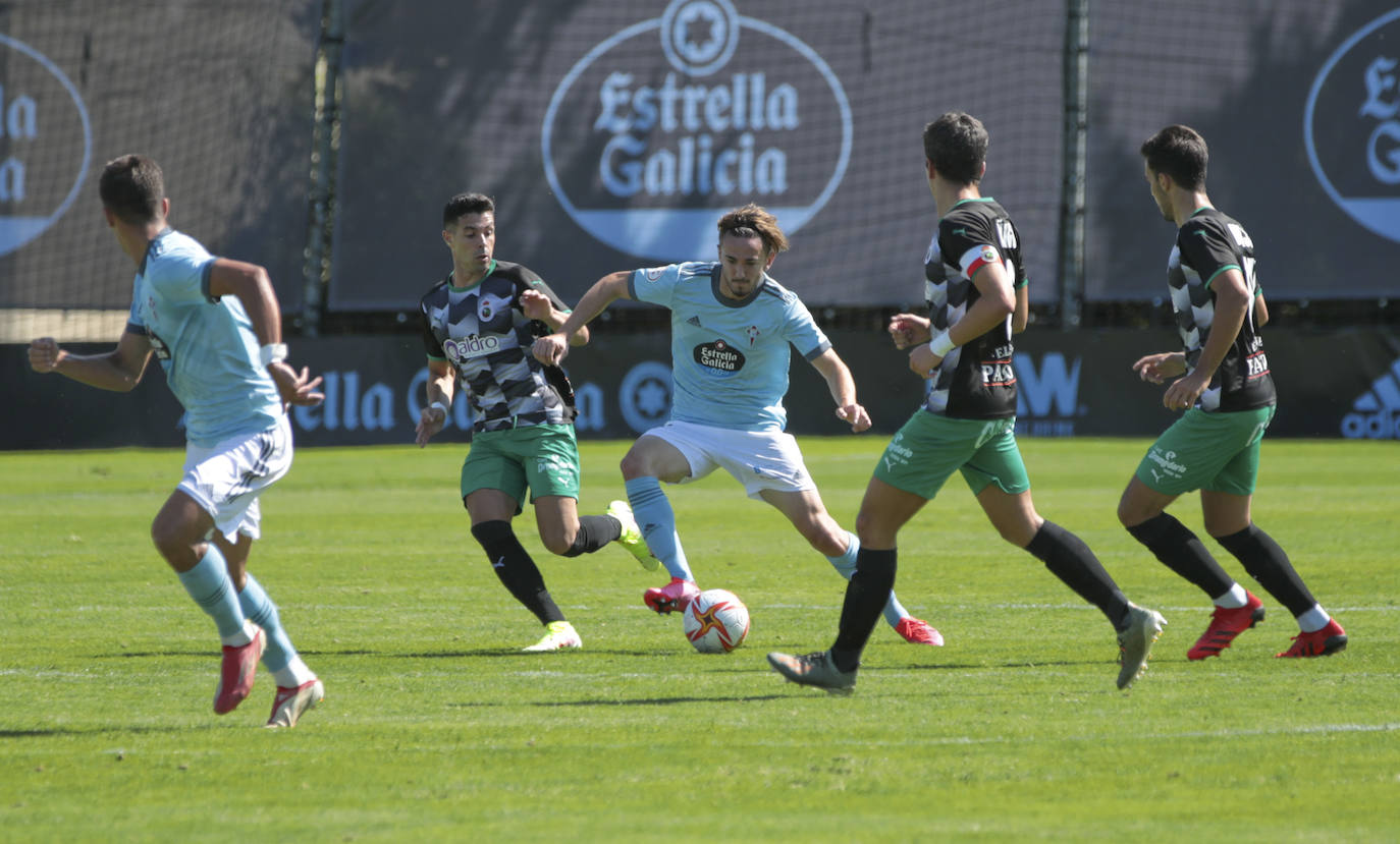 Fotos: El Racing cae ante el Celta B