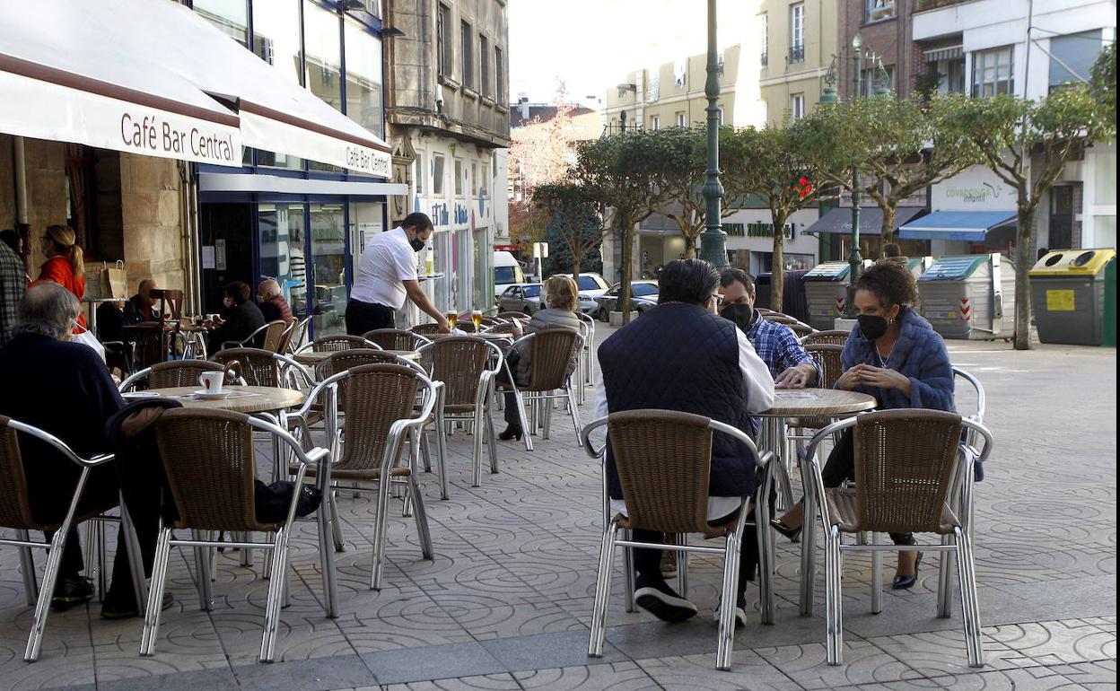 Terraza en Torrelavega.