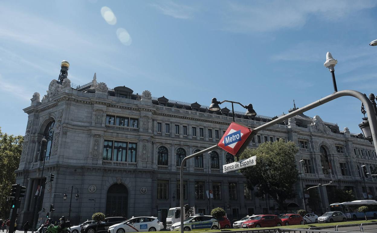 Fachada del Banco de España. 