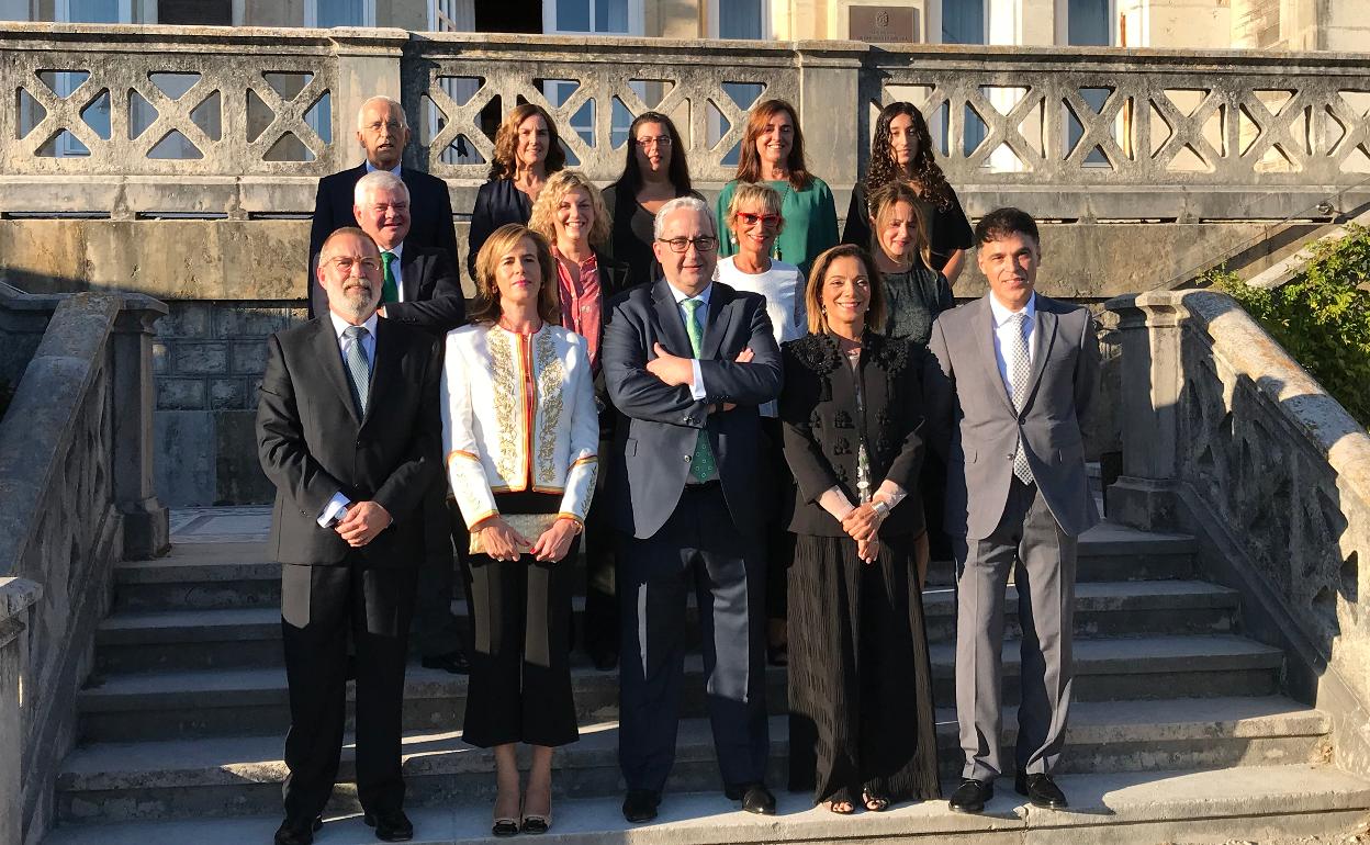 Junta directiva del Colegio de Médicos de Cantabria.