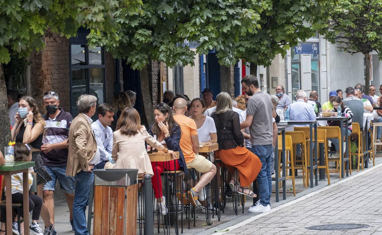 Los hosteleros piden que se prorrogue: «Poner mesas fuera ha sido un salvavidas»