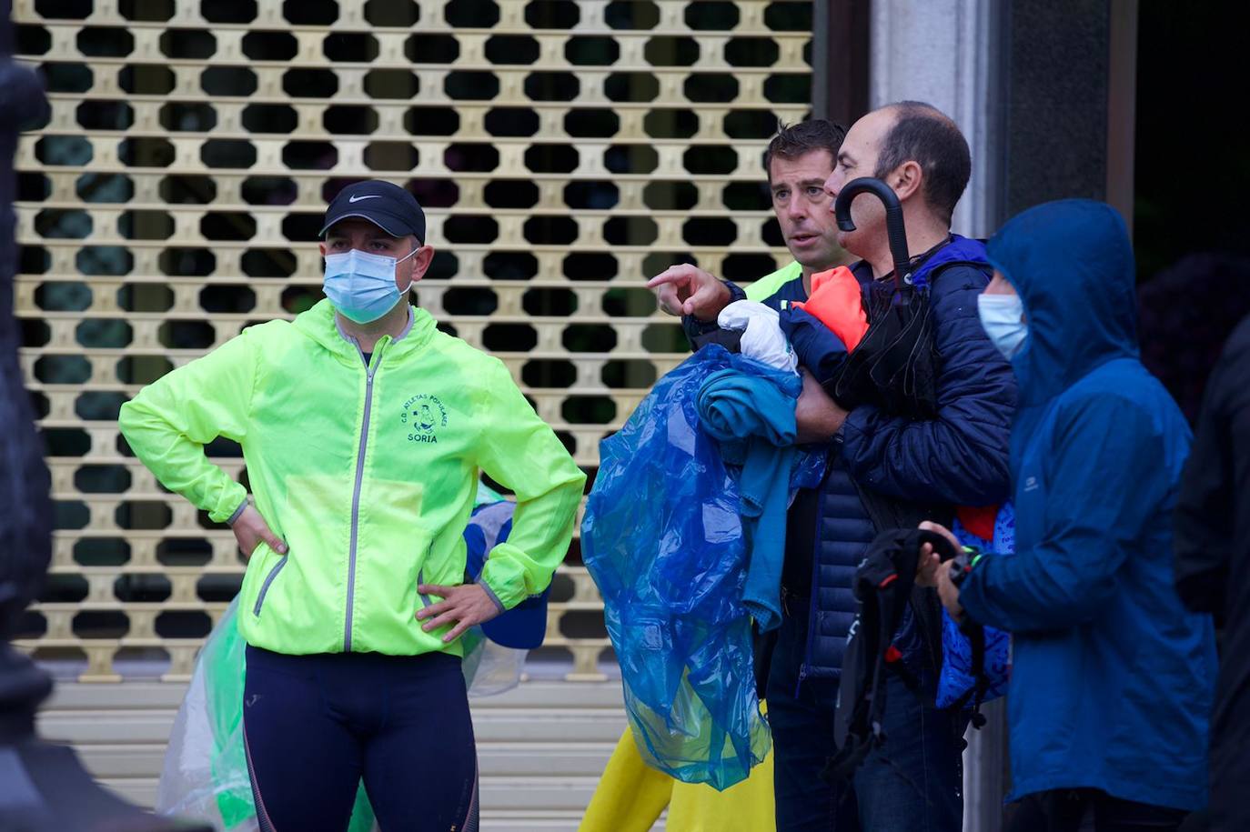 Fotos: Cientos de corredores acuden a la Media Maratón de Santander