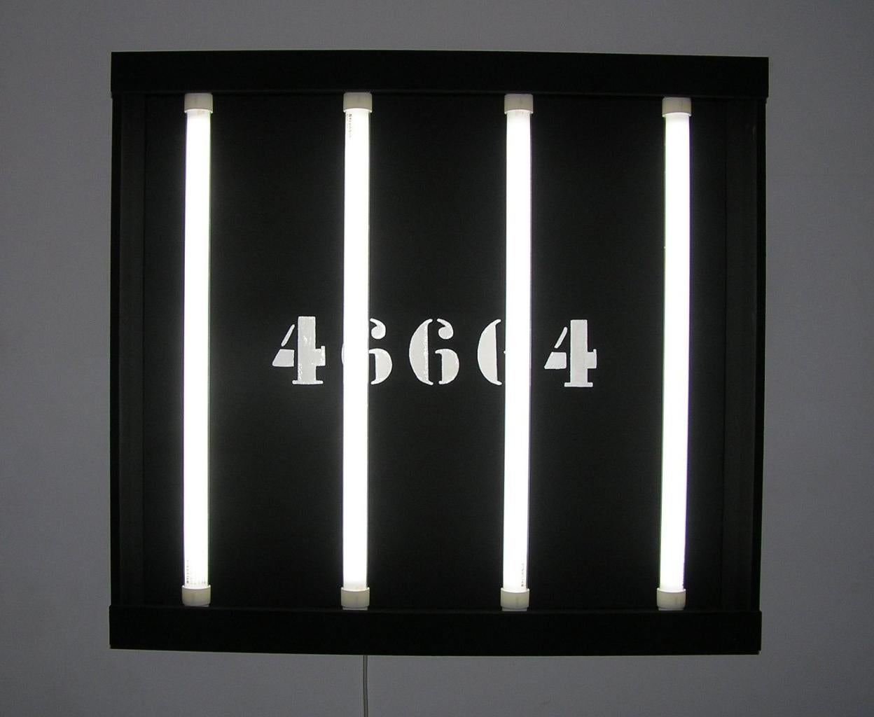 'Homenaje a Mandela'. 'Las tres Gracias'. Dos de las piezas del artista vallisoletano que inaugura mañana jueves su muestra. 