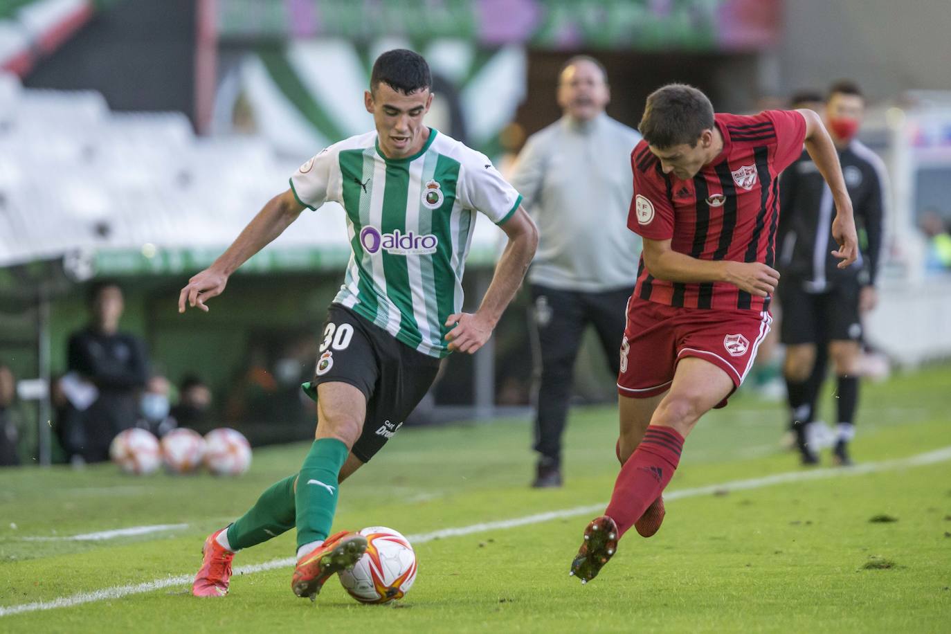 Fotos: Imágenes del partido Racing-Arenas de Copa Federación