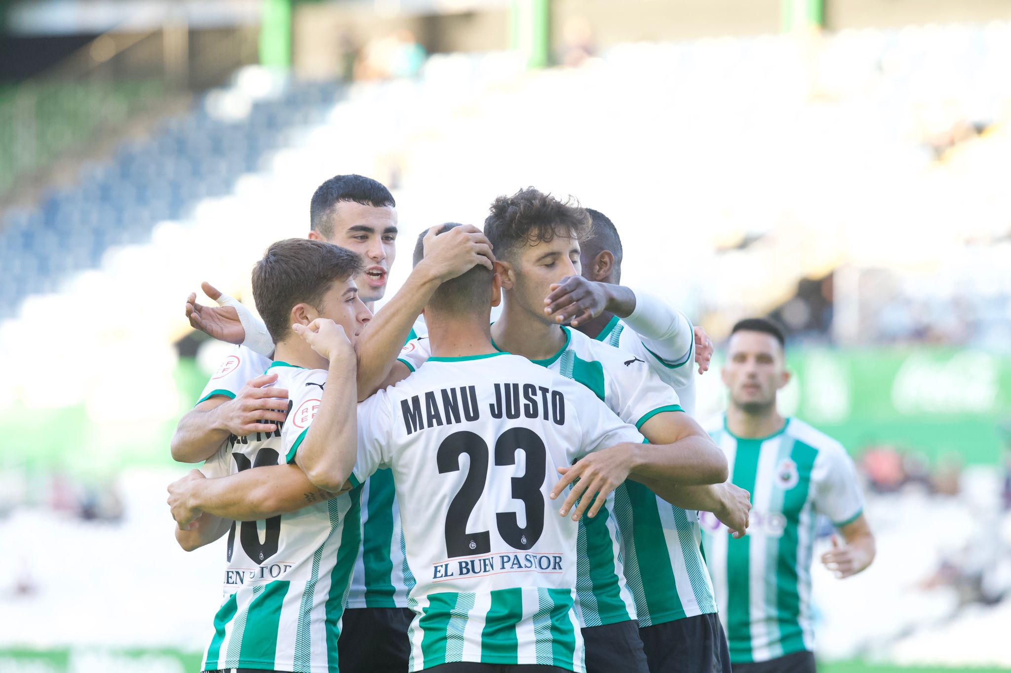 Fotos: Imágenes del partido Racing-Arenas de Copa Federación