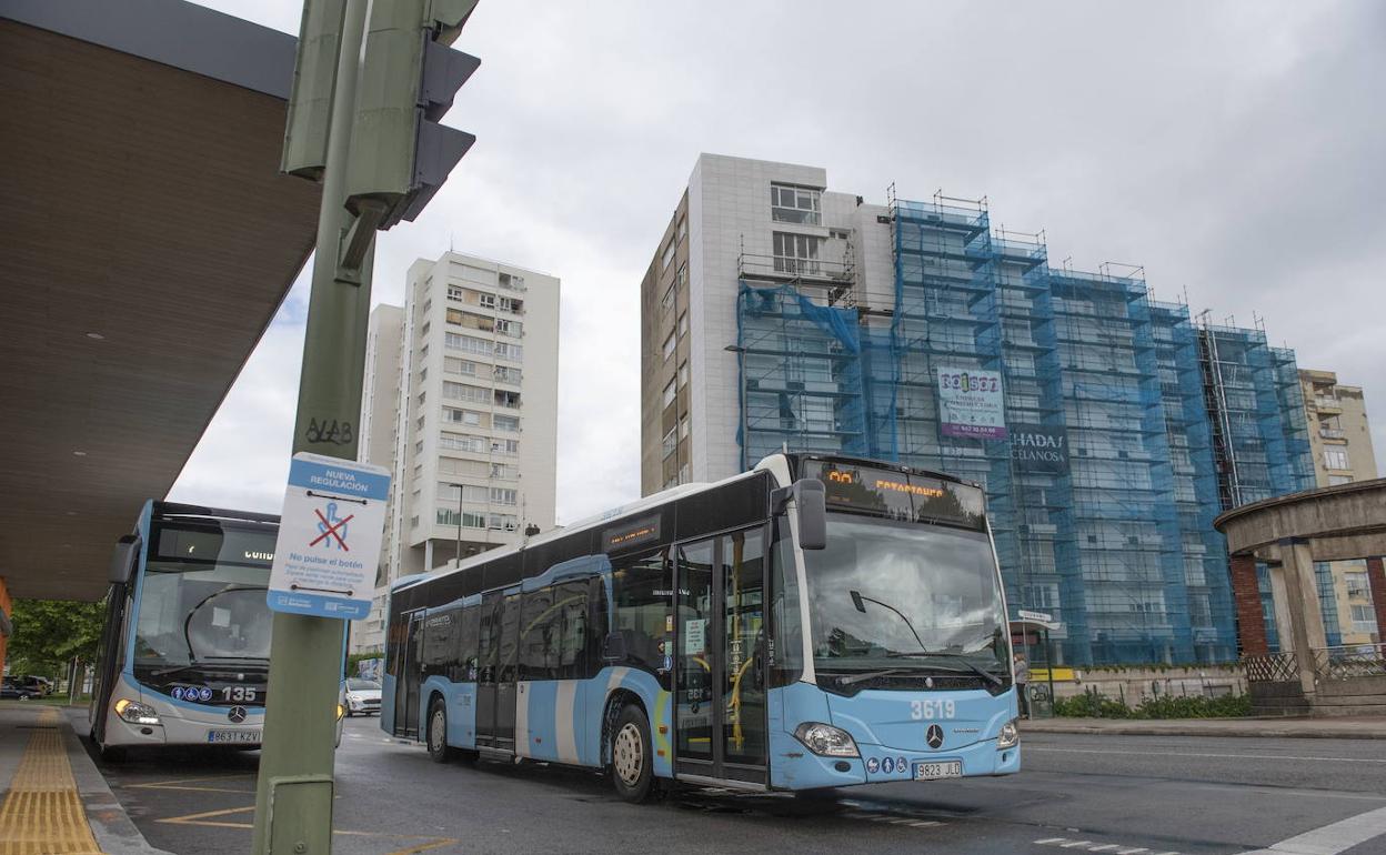 Varias líneas modifican mañana su recorrido por el acto de la Fiesta Nacional en Puertochico