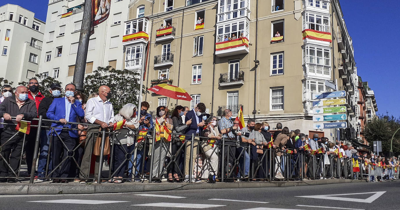 Fotos: Izado de bandera