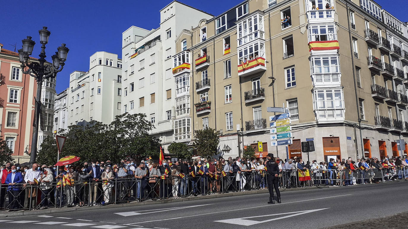 Fotos: Izado de bandera