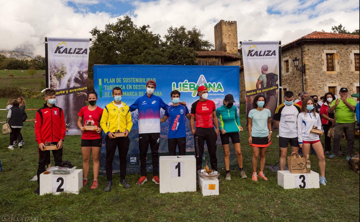 Podio de todos los ganadores del trail de Mogrovejo.