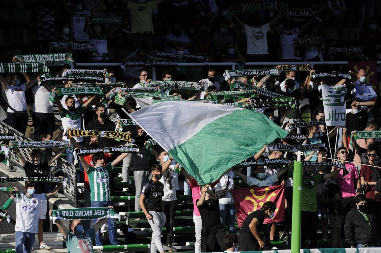 La afición racinguista espera con interés el partido de mañana ante el Deportivo. daniel pedriza