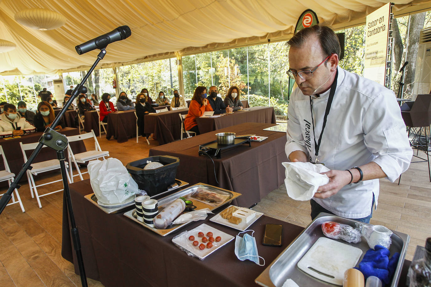 Puente Viesgo abre la primera edición de 'Sabor en Cantabria', un encuentro para profesionales y aficionados a la gastronomía, el turismo y la agroalimentación