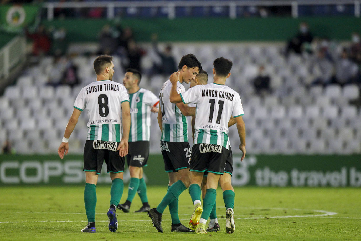 Fotos: Las imágenes del partido Racing-Leioa