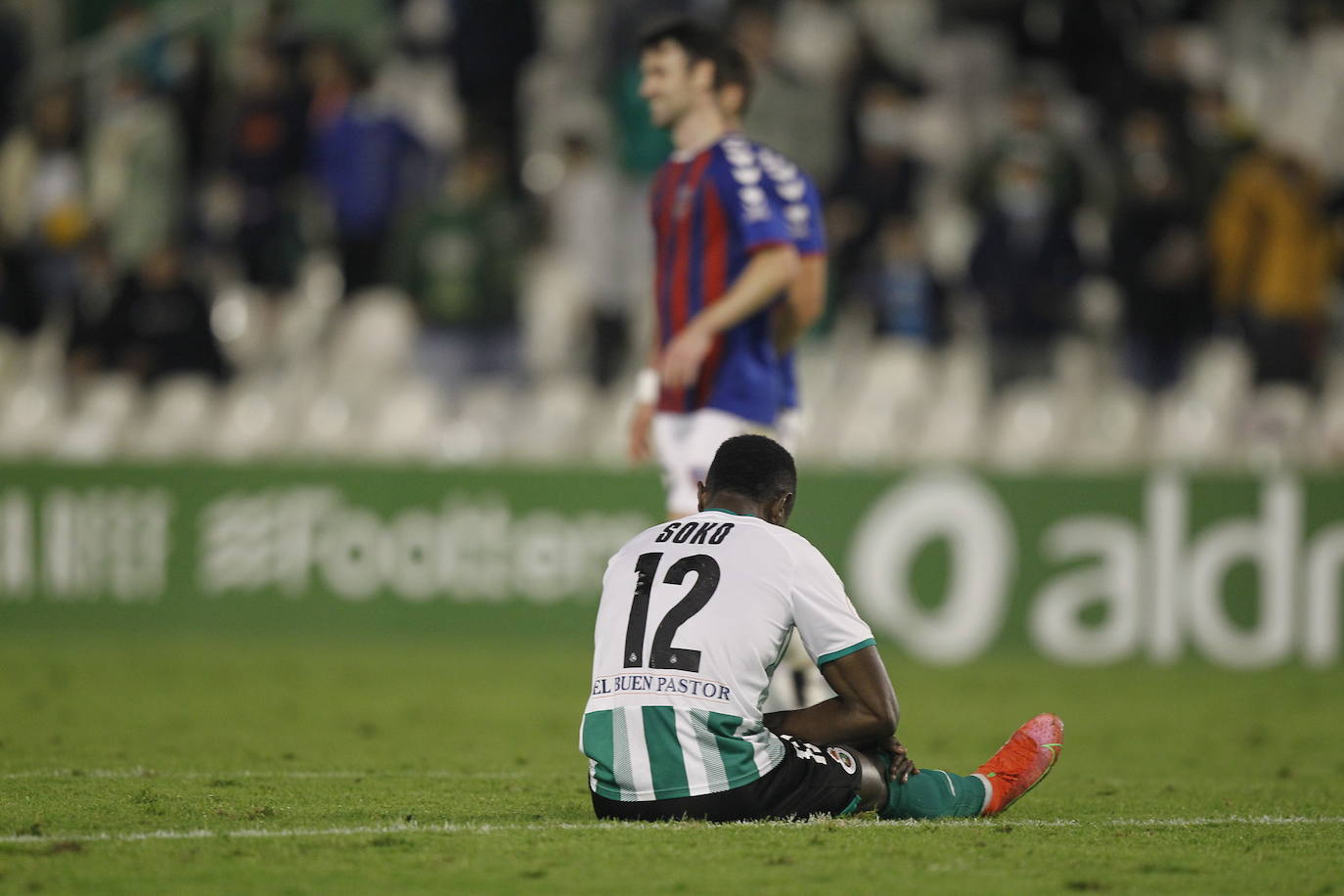 Fotos: Las imágenes del partido Racing-Leioa