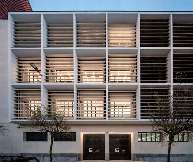 REHABILITACION DEL EDIFICIO TABACALERA EN SANTANDER. ARQUTECTOS: LUIS FERNÁNDEZ DEL ARCO Y EVA DE LA FUENTE RENTERÍA. MENCION REHABILITACION.