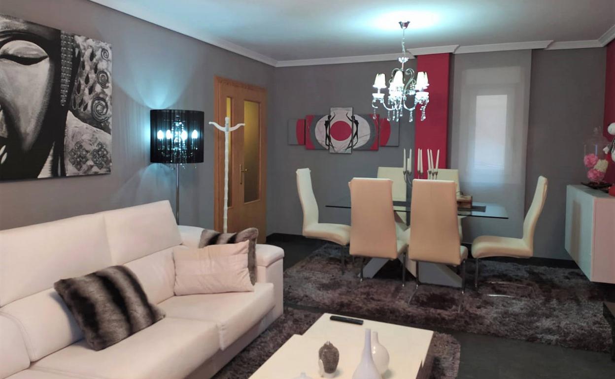 Salón de una de las casas disponibles.