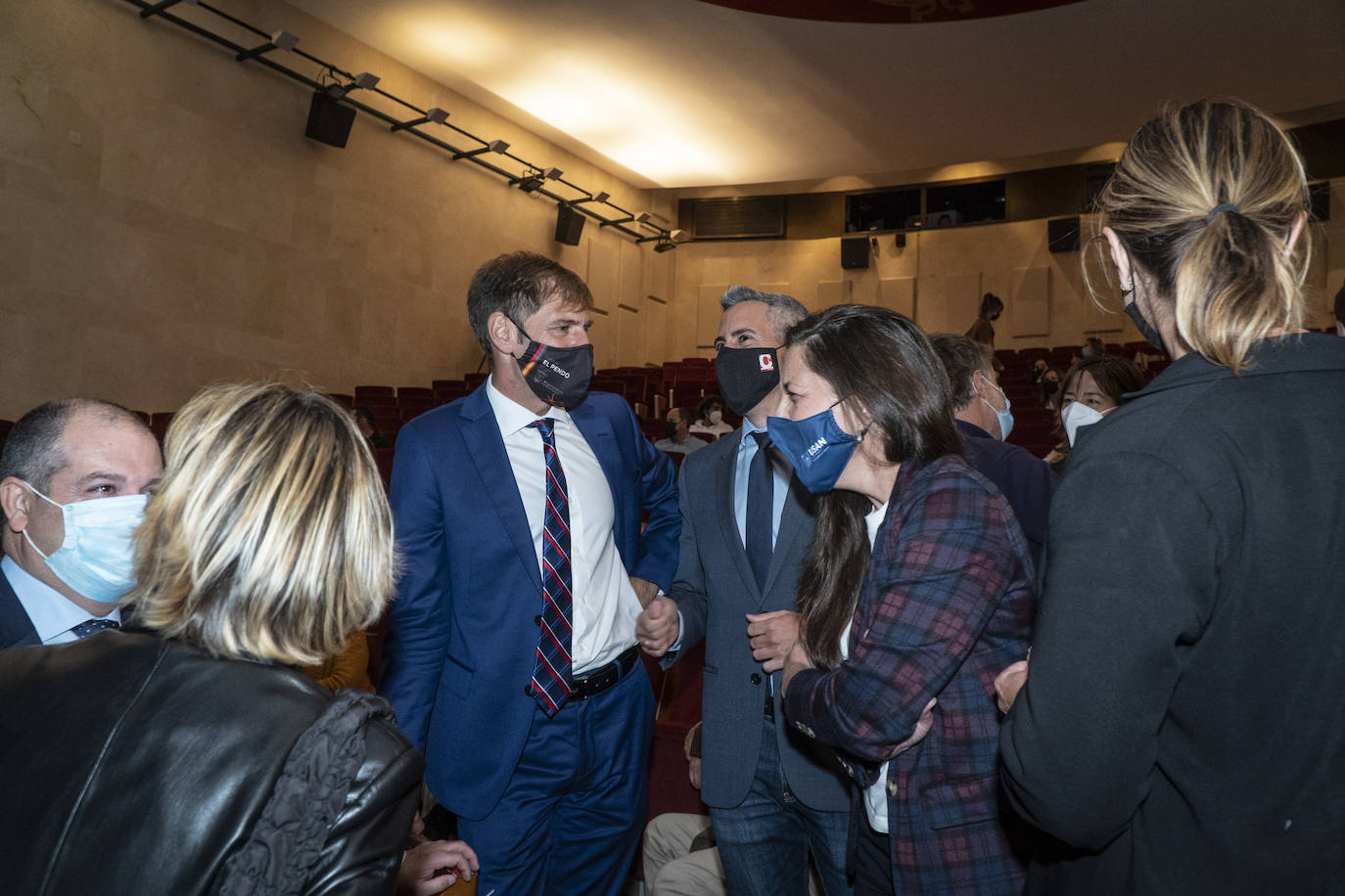 Fotos: Presentaciñon del el evento &#039;Cantabria Surfing Sostenible&#039;