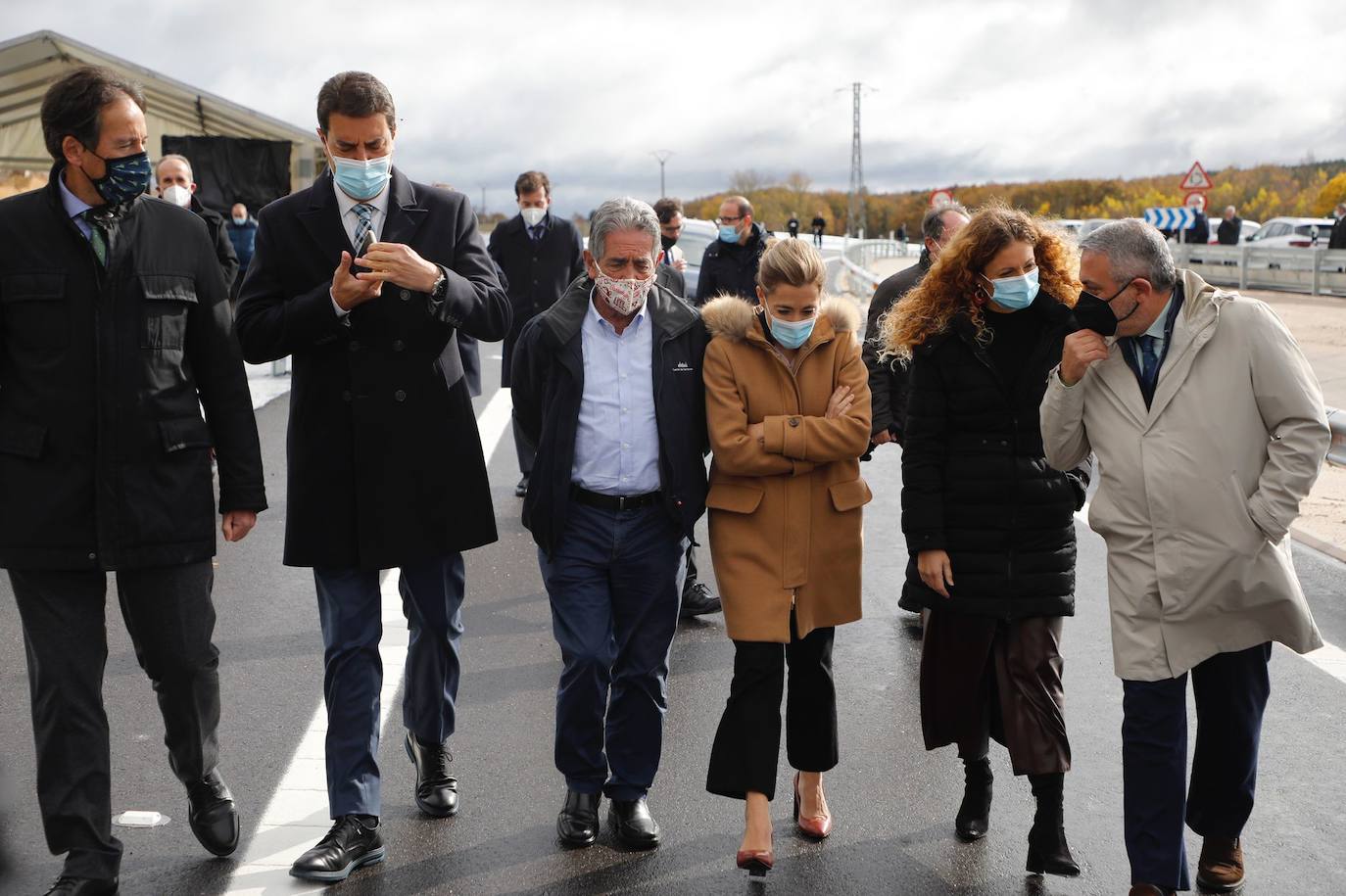 Fotos: Inauguración del tercero de los siete tramos de la autovía entre Aguilar y Burgos