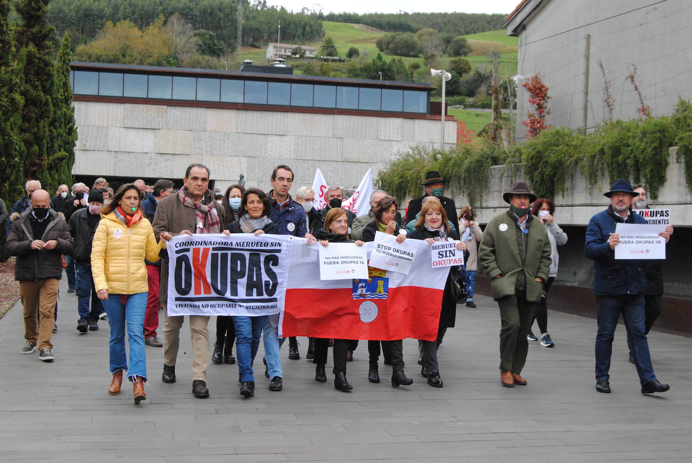 Fotos: Meruelo vuelve a las calles para protestar contras los okupas