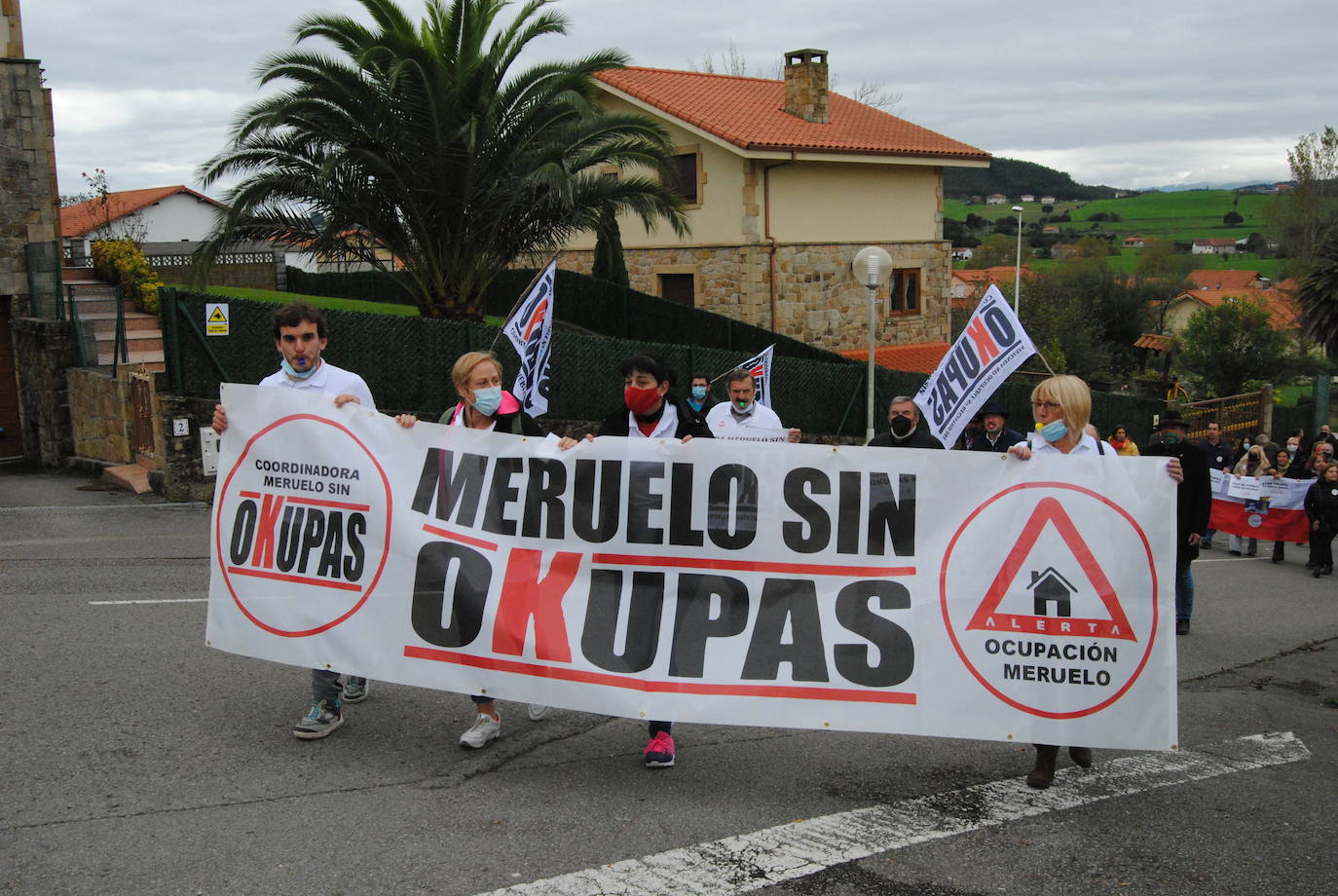 Fotos: Meruelo vuelve a las calles para protestar contras los okupas