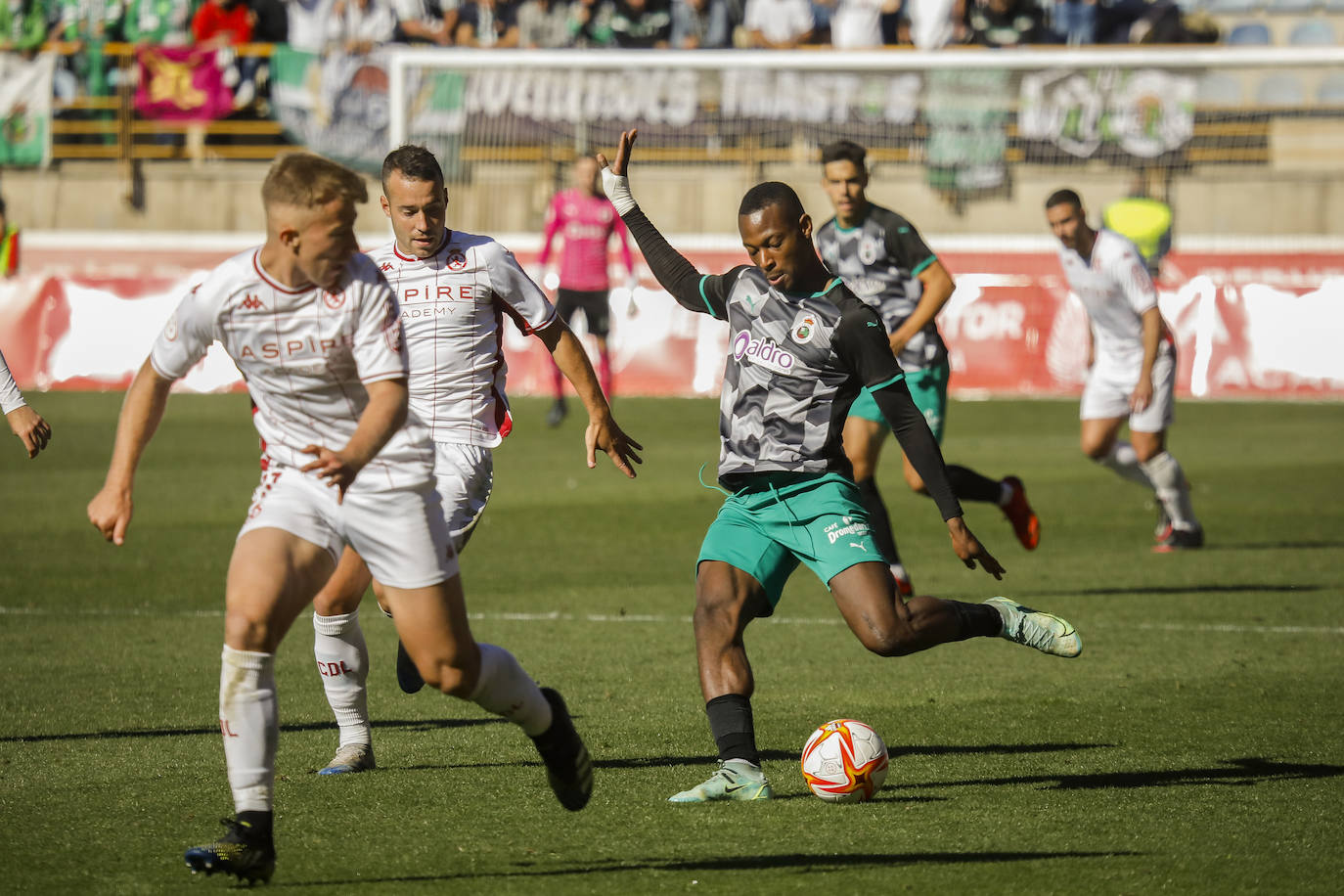 Fotos: Las mejores imágenes del Cultural Leonesa-Racing