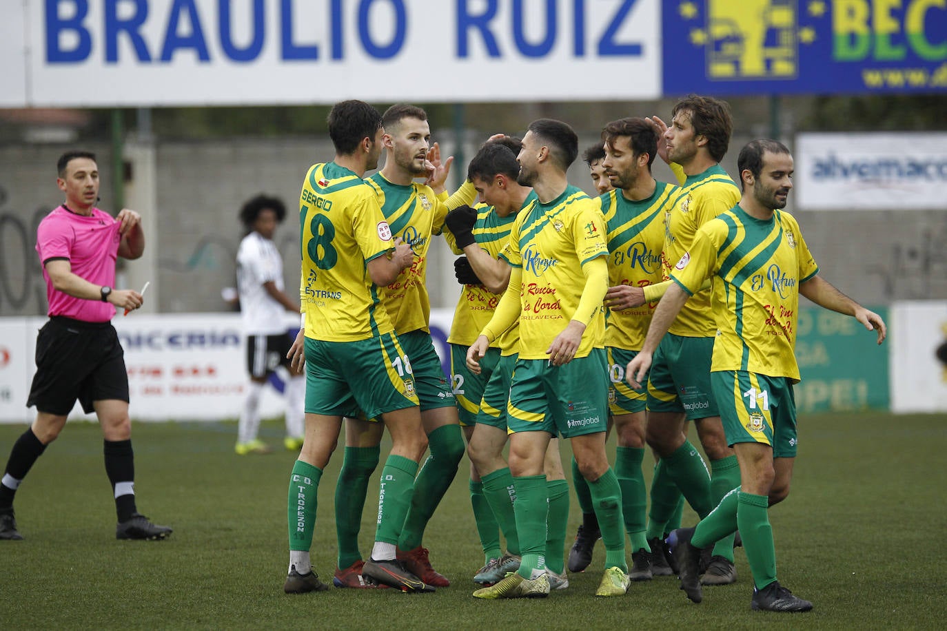 Los taniegos, a pesar de sus numerosas bajas, tomaron ventaja en el marcador gracias a Pepín, pero Barahona arañó un punto para el Burgos Promesas