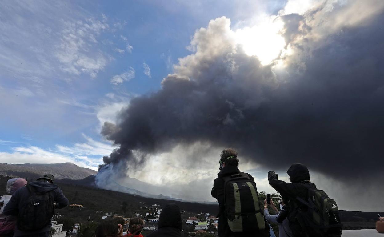 El volcán sigue dando imágenes impactantes.