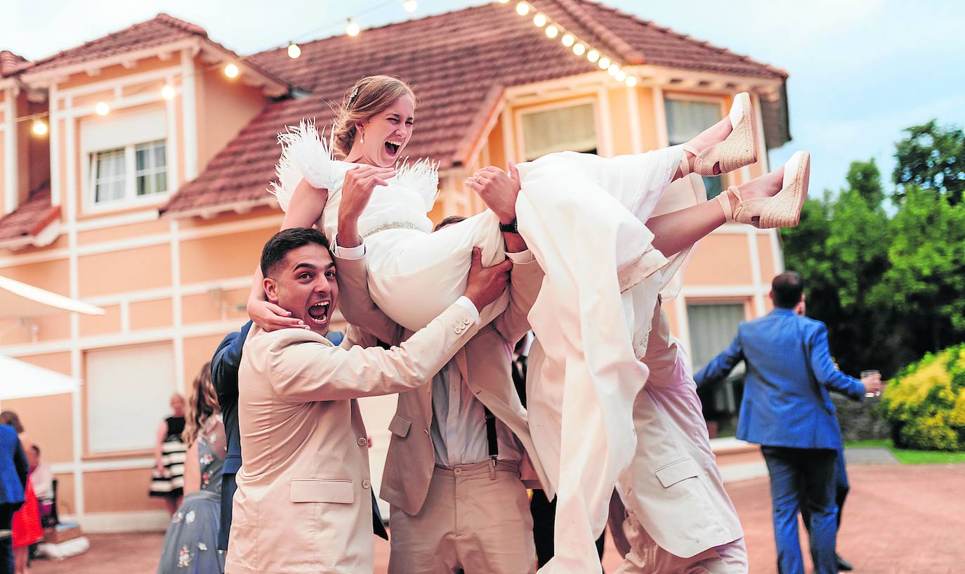 Esther Gutiérrez y Franc Alonso celebraron su enlace en Las Fraguas el pasado 7 de agosto. 