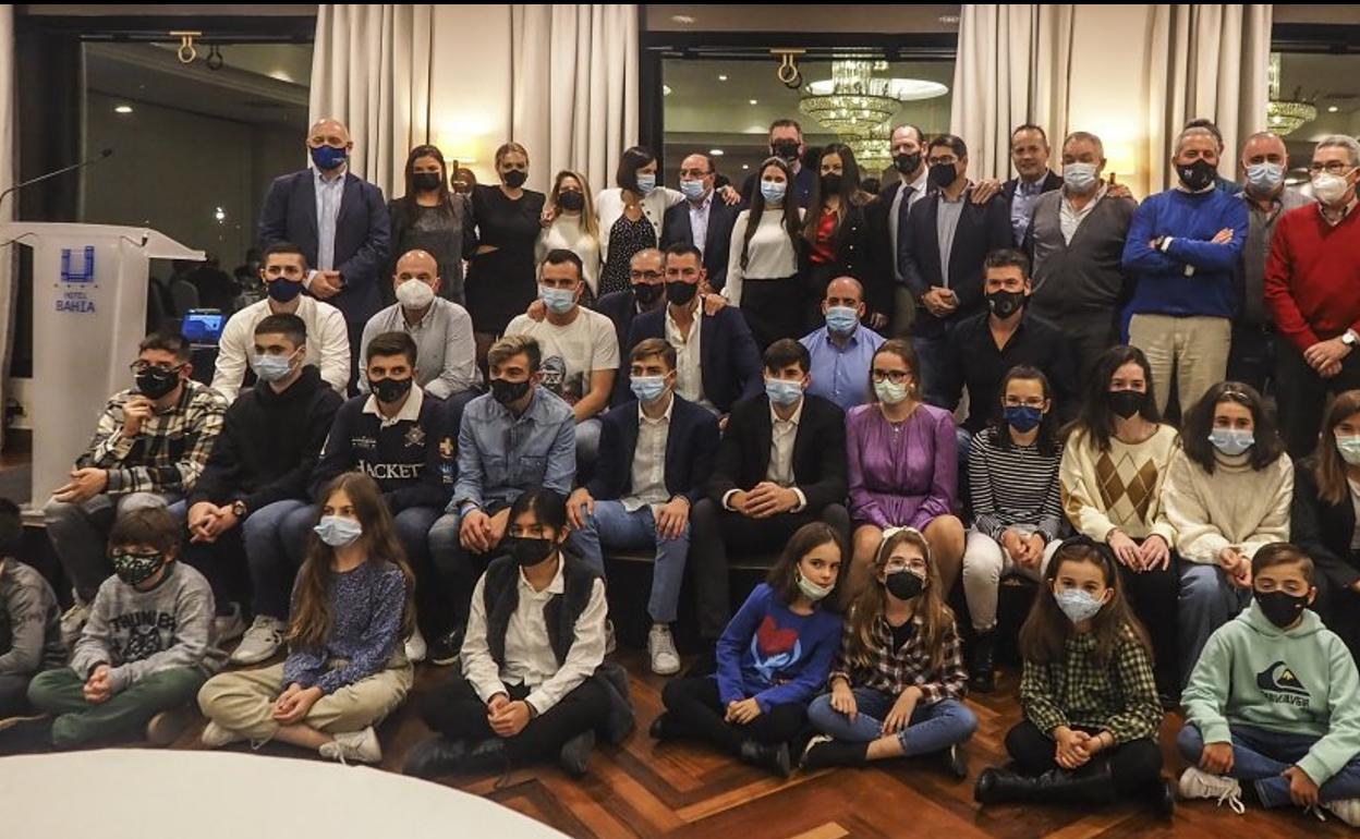 Peñacastillo puso ayer el broche de oro a la temporada 2021 con su cena de gala anual. sane