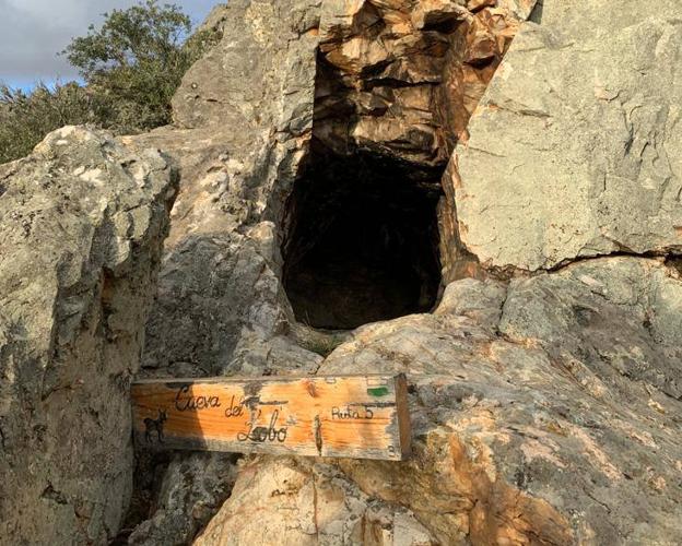 Cueva del Lobo, en la Sierra de Carpurias.