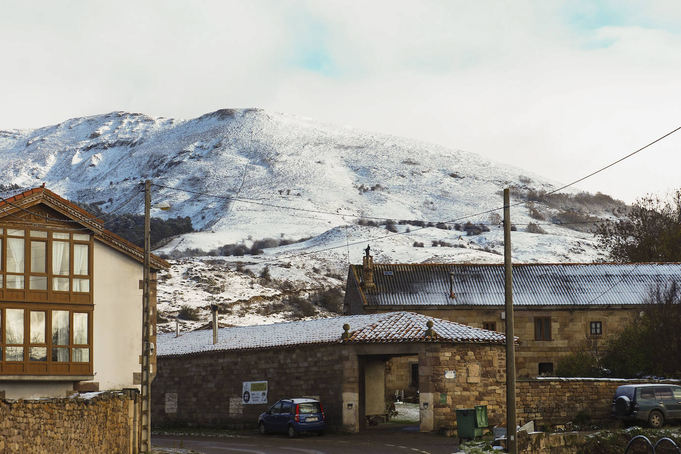 Paisajes nevados en Campoo.