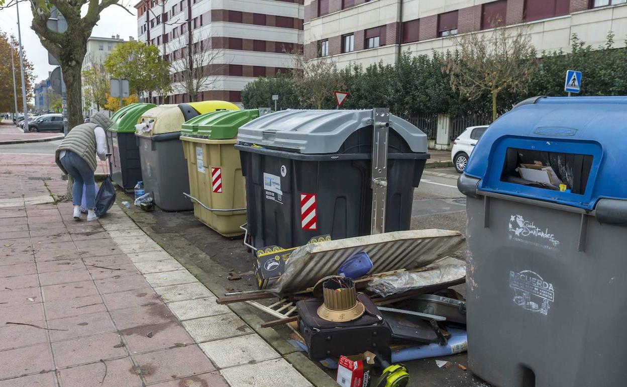 Contenedores instalados por la nueva empresa 