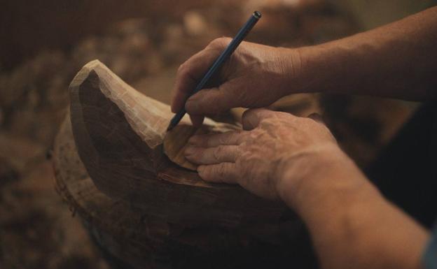 Imagen principal - El documental &#039;Maestros de oficio&#039;, de la directora cántabra Marta Solano, premiado por el Festival de Cine de Andalucía