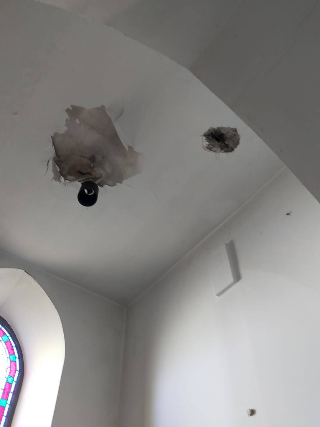 Fotos: Daños en la iglesia de Pedreña tras la caída del rayo