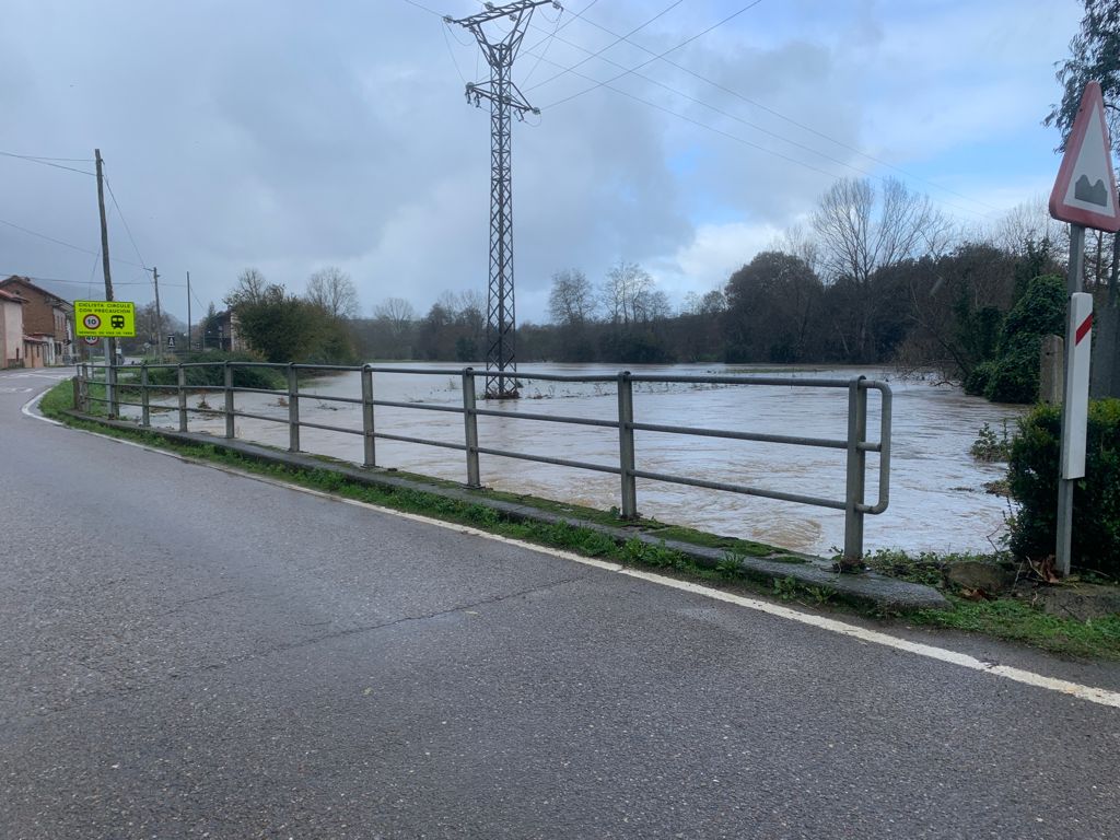 Fotos: Domingo de incidencias en Cantabria por el mal tiempo