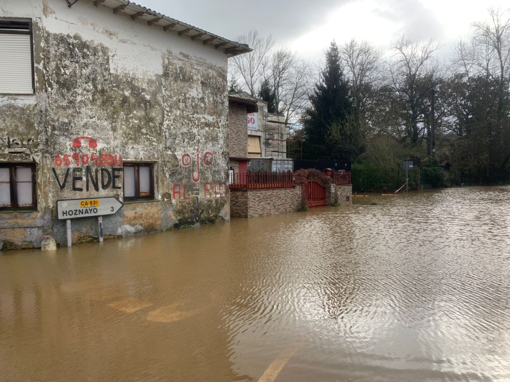 Fotos: Domingo de incidencias en Cantabria por el mal tiempo