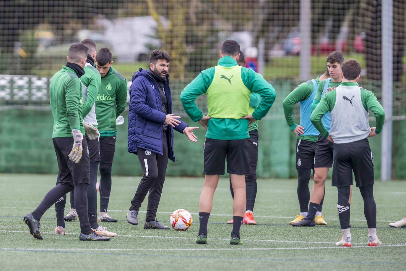 Fotos: Entrenamiento del Racing para preparar el choque ante el Rayo Majadahonda