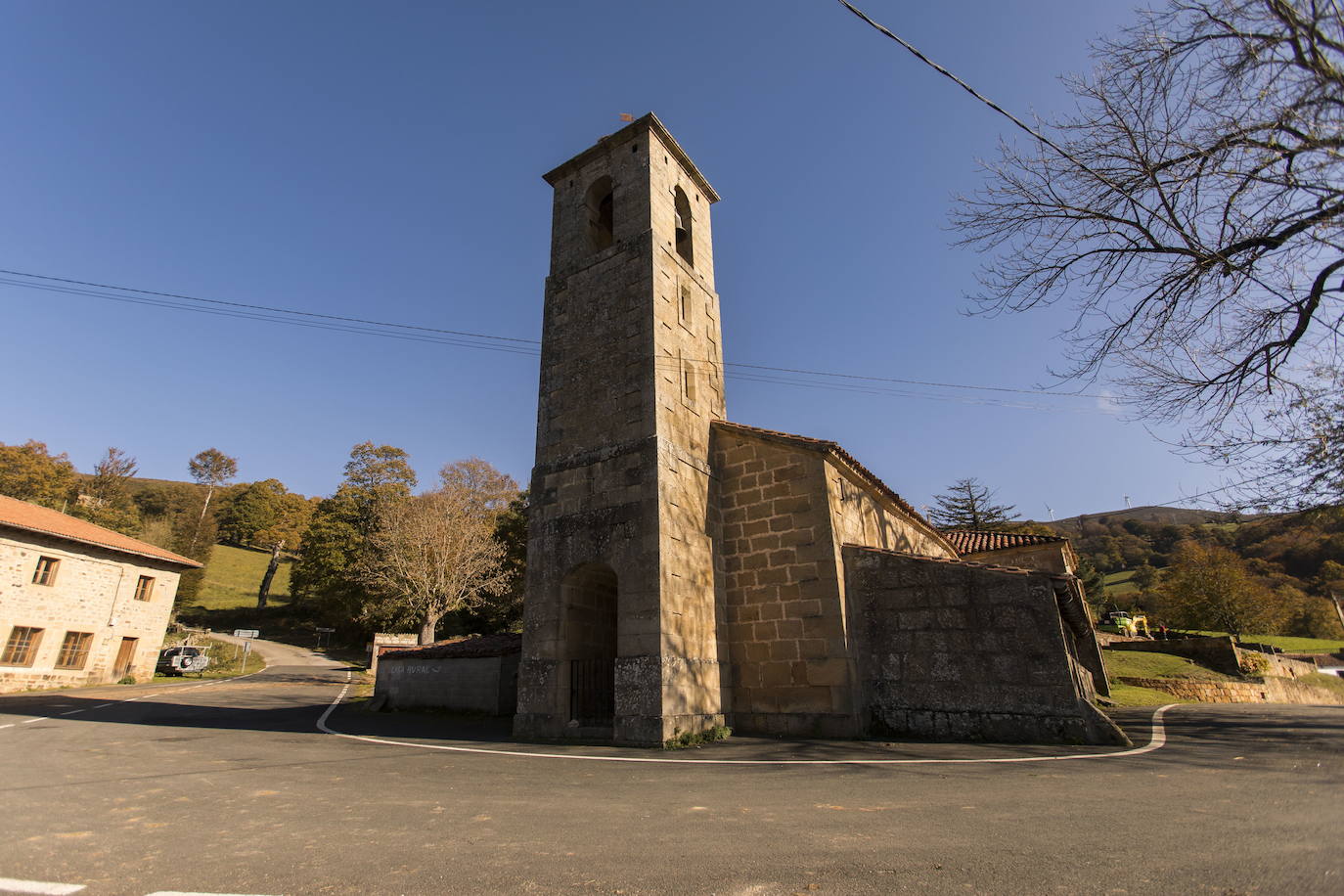 Iglesia de siglo XVIII en Resconorio.