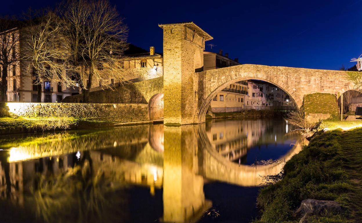 El impresionante puente medieval de Balmaseda.