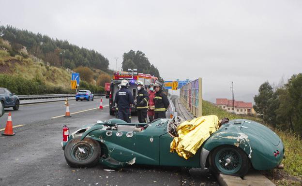 Imagen principal - Fallece un conductor suizo de 59 años tras una salida de vía en la A-67 en Torrelavega