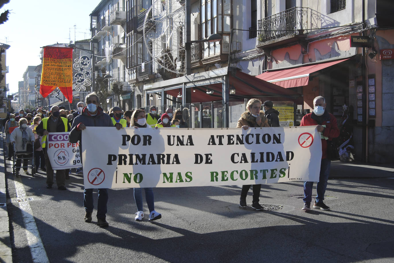 Fotos: Santoña se echa a la calle