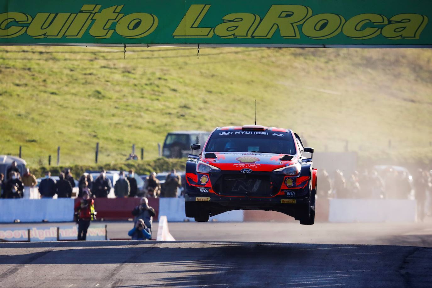 Fotos: Óscar Palacio se impone en la Carrera de Campeones