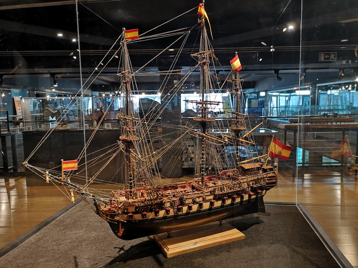 Una de las piezas más llamativas de Modelismo Naval que se integran en la muestra. 