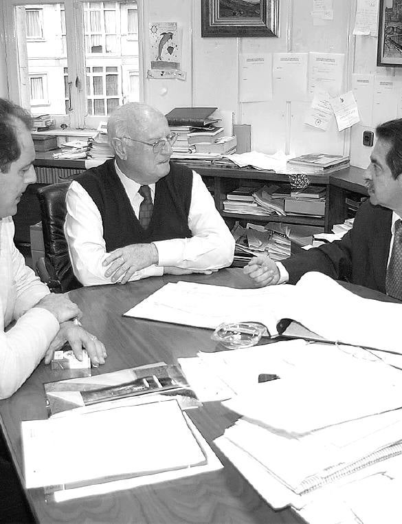 En diciembre de 2002 Severiano Ballesteros se reunió de nuevo con el entonces vicepresidente y consejero de Obras Públicas, Vivienda y Urbanismo, Miguel Ángel Revilla.